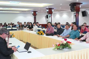 Băn khoăn với quy định về ngoại lệ bản quyền cho AI