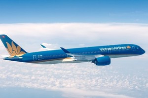 Shares of Vietnam Airlines soar prior to official listing on HOSE