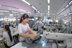 Garment and textile companies have been facing a decline in export orders. (Photo: SGGP)