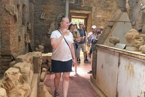 International visitors to Vietnam in April decline 98.2 percent year-on-year