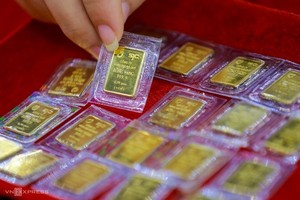 Gold hits VND61.22 million per tael