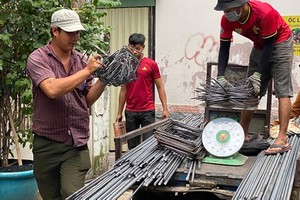 The building material market in Ho Chi Minh City has started to flourish again. (Photo: SGGP)