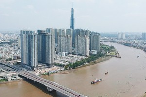 High-rises along the Saigon River in Binh Thanh District in HCMC. (Photo: SGGP)