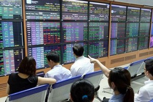 HoSE increases minimum round lot from 10 to 100 shares