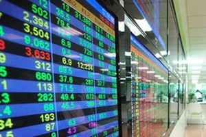 VN-Index climbs for fourth consecutive trading session, adding nearly 11 points