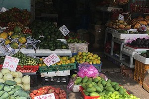 Traditional markets not ready for reopening