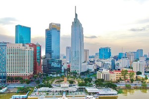 HCMC proactively creates foundations for sustainable recovery, development