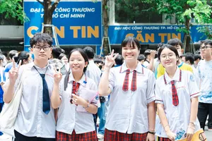 Podcast bản tin trưa 23-8: 6 ngành học lấy điểm chuẩn tuyệt đối 30/30