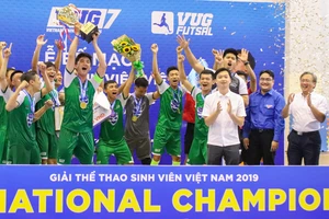 Sinh viên Đại học Tôn Đức Thắng bội thu thành tích