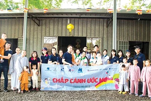 “Chắp cánh ước mơ 2019” trao tặng 210 triệu đồng cho trẻ em cơ nhỡ, khó khăn