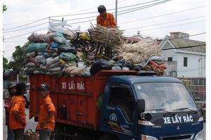 Tập trung cải thiện hạ tầng thu gom rác thải