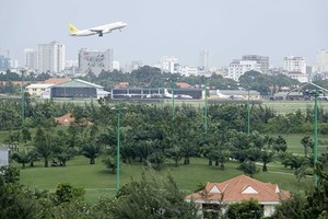 HCM City has set up a special task force to look into the expansion of the Tan Son Nhat Airport and submit to the Government in early September (Photo: thanhnien.vn)
