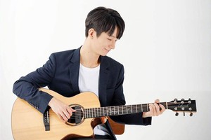 Korean guitarist Sungha Jung performs in Vietnam