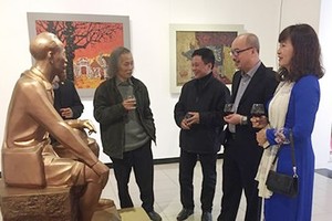 Visitors in the opening ceremony of the exhibition 