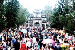 Huong Pagoda Festival 2018 opens