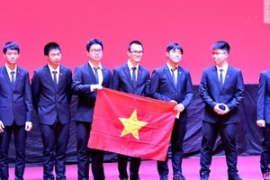Vietnamese team in the 19th Asian Physics Olympiad  (Photo: apho2018)