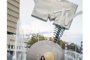 Pop star Dong Nhi to represent Vietnam at ASEAN-Japan Music Festival