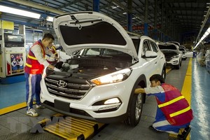 Automobile production in Hyundai Thanh Cong factory (Photo: VNA)