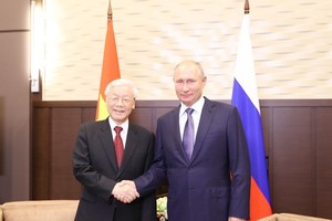 General Secretary of the Communist Party of Vietnam Central Committee Nguyen Phu Trong (L) and Russian President Vladimir Putin (Photo: VNA)