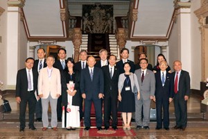 Officials of HCM City and representatives of the International Friendship Exchange Council of Japan pose for a photo (Photo: VNA)