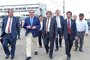 The EP delegation at Quy Nhon seaport (Source: cand)