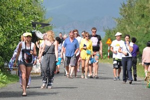 Int’l tourist arrivals to VN increase 21.3 percent in 11 months