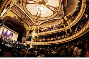 Vietnam’s first private orchestra, Japanese violinist present concert in Hanoi