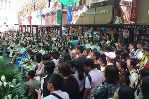 An exchange between publishers, writers and readers in HCMC book street