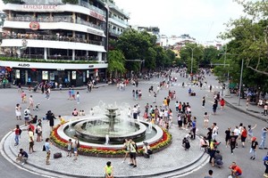 Dong Kinh Nghia Thuc square area in Hanoi (Photo: VNA)