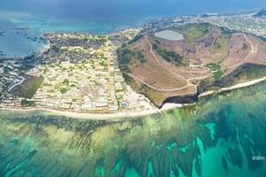 An overview of Ly Son island, off the coast of Quang Ngai province (Photo: VNA)
