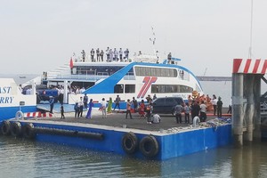 The ferry service linking HCMC’s Can Gio District and neighboring Vung Tau City is put into operation. (Photo: SGGP)
