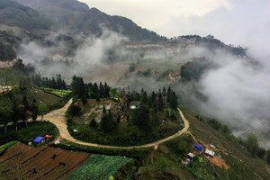 Young people is fond of long-distance hiking and trekking tours to enjoy amazing natural landscapes and the fresh atmosphere.