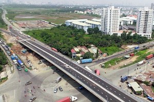 My Thuy interchange in Thu Duc City