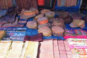 Traditional pattern on Mong Hoa people’s costume is recognized as national intangible cultural heritage. (Photo: SGGP)