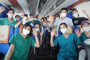 Bac Giang medical staff before departure (Photo: VNA)