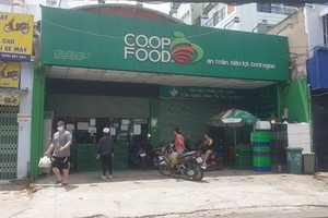 A Co.op food mini mart on September 9 (Photo: SGGP)