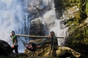 A scene in the film "The Eternal Springtime" by director Viet Vu