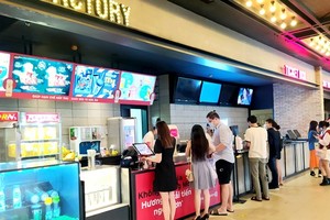 At the CGV Su Van Hanh cinema in District 10 in the evening of November 20