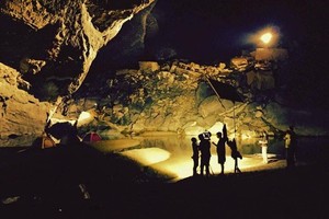 The film crew has arrived in Quang Binh to shoot scenes of the magical and magnificent stalactite system and longest water cave of the national park.