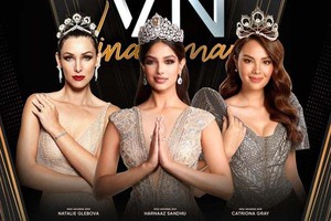 Queens of Miss Universe pageants join Miss Universe Vietnam 2022’s final night