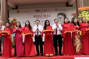 At the opening ceremony of the photo exhibition