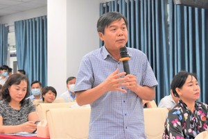 Editor-in-chief of the Sai Gon Giai Phong Newspaper, Tang Huu Phong recognizes the Children’s Hospital 1’s achievements in using advances in smart health.