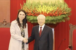 Party General Secretary Nguyen Phu Trong (R) and Prime Minister of New Zealand Jacinda Ardern. (Photo: VNA)