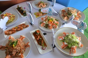 Dishes made of shrimp and salt