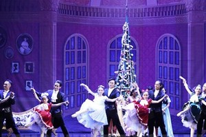 A scene in the ballet, “Nutcracker” performed by the HBSO
