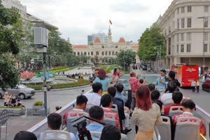 Delegates at the signing ceremony on developing golf tourism products in Ho Chi Minh City (Photo: VNA)