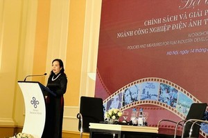 Chairwoman of the Vietnam Association of Film Promotion and Development Ngo Phuong Lan speaks at the workshop. (Photo: VNA) 
