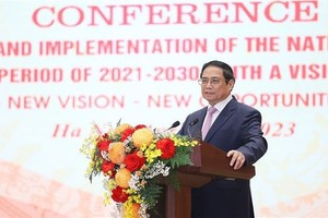 Prime Minister Pham Minh Chinh speaks at the event (Photo: VNA)
