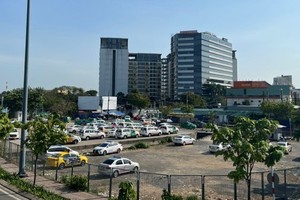 A parking area in Tan Son Nhat Airport (Photo: SGGP)