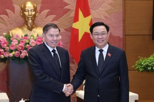 At the receiving ceremony (Photo: SGGP)